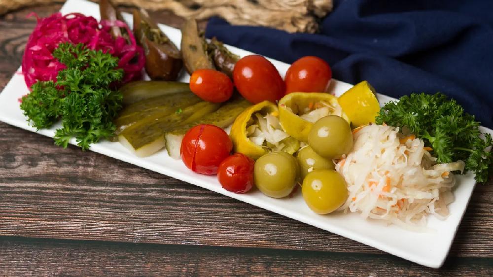Turşu salat