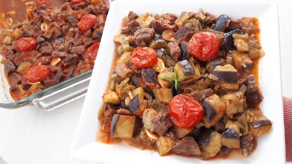 Badımcan musakka ətli
