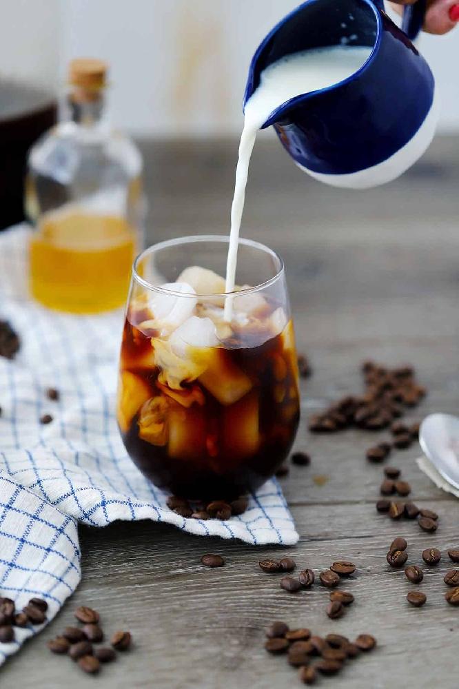 COLD BREW WITH MILK