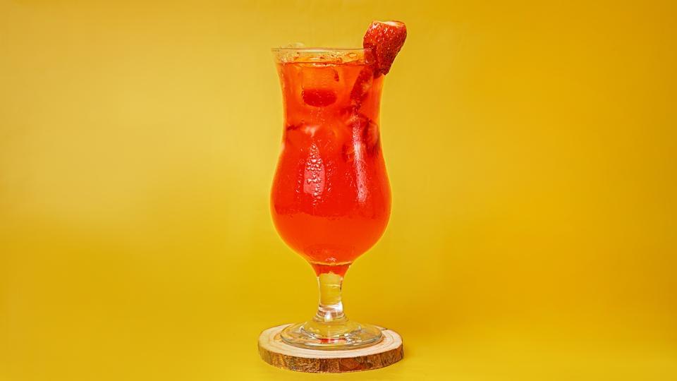 STRAWBERRY LEMONADE