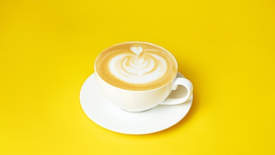 CAFFEE LATTEE
