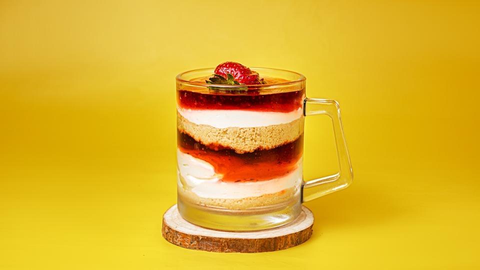 Strawberry desert