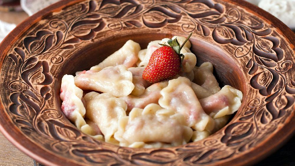 с Клубникой 					