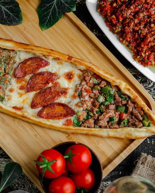 Karışık pide