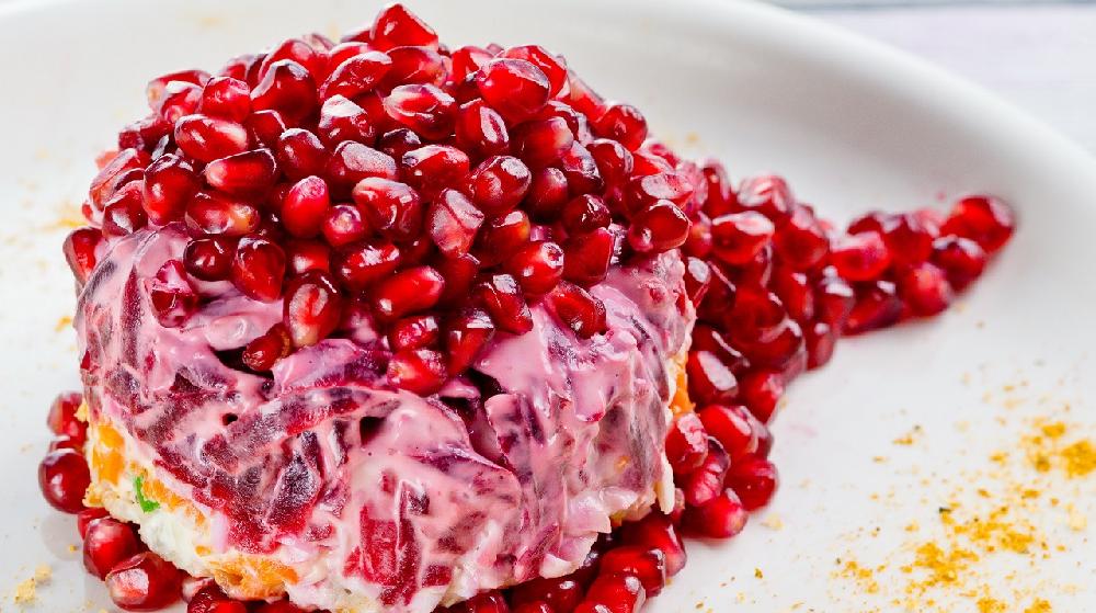 Nar salatı 