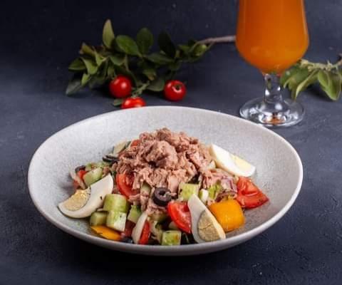 Tuna salatı