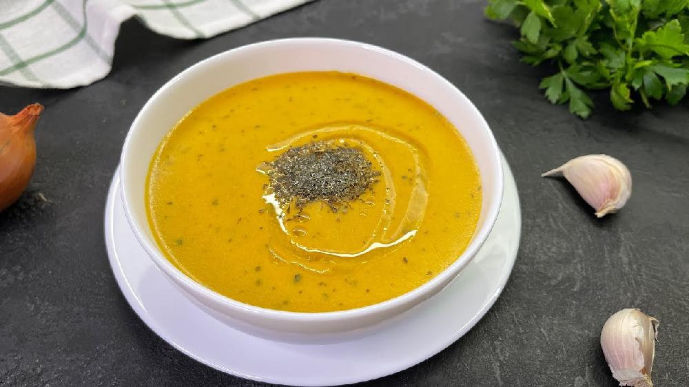 Toyuq şorbası