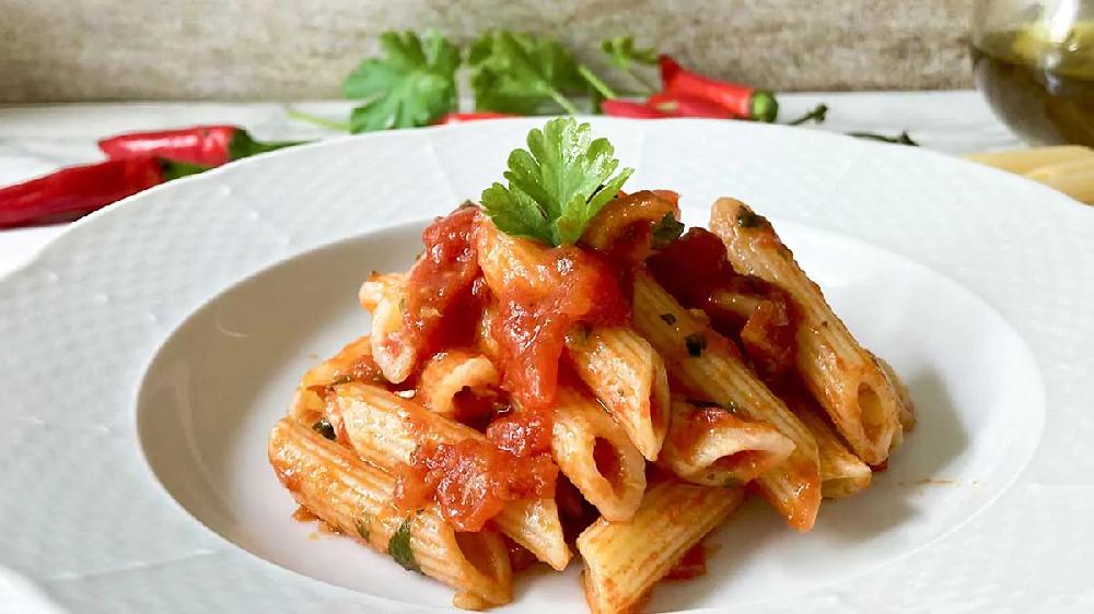 Penne arrabiata