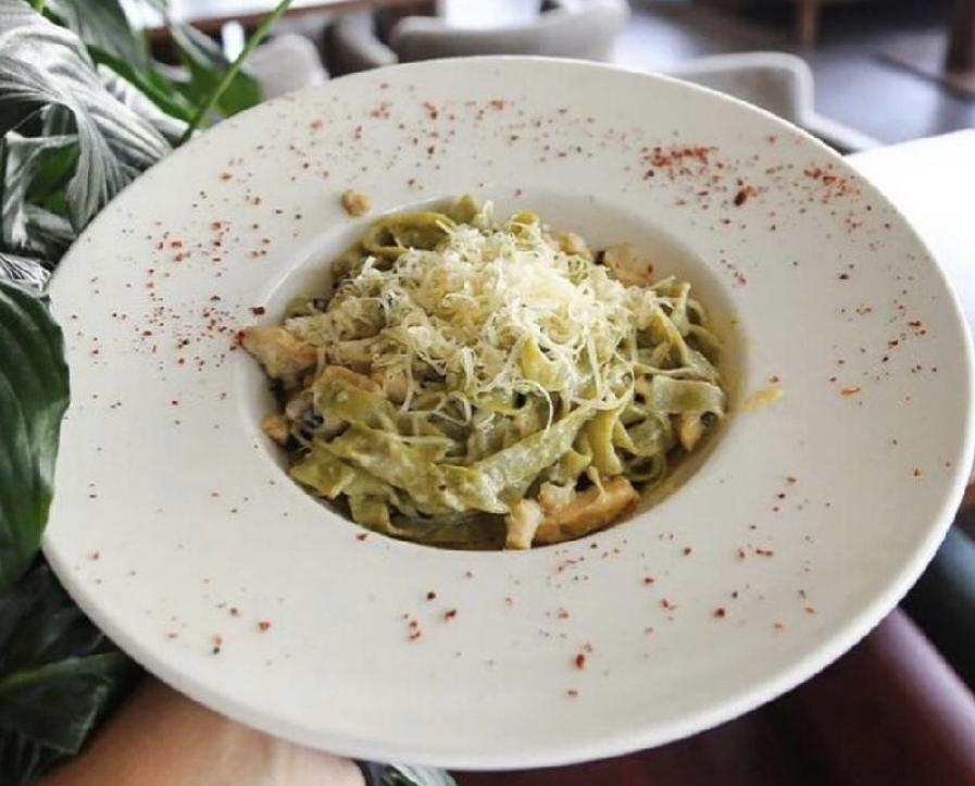 Pasta Taqliatelle İspanaqlı