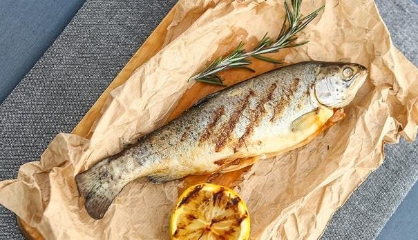 Forel göl