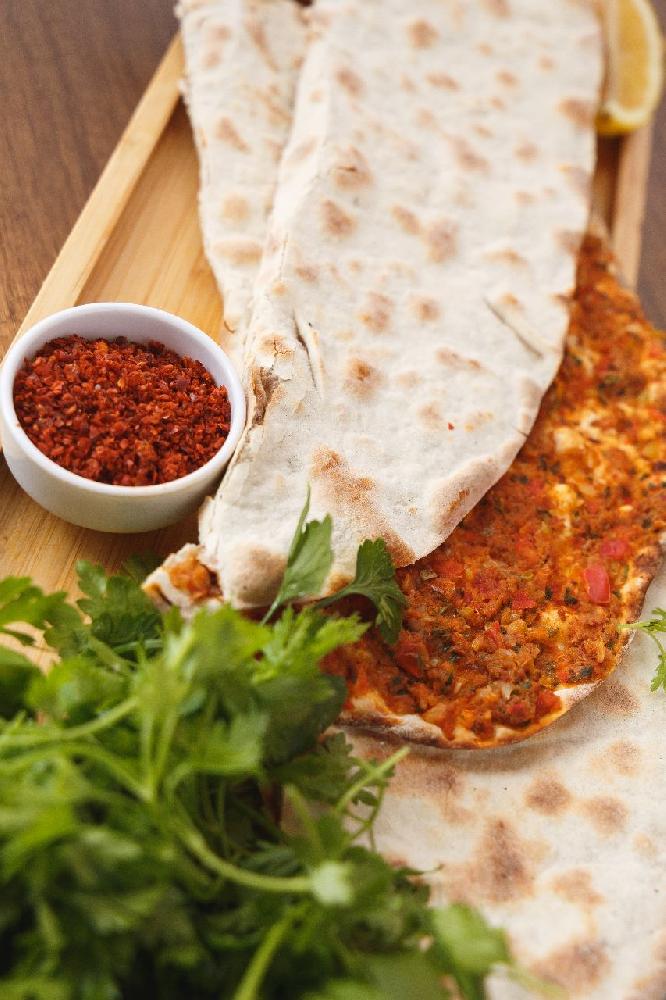 Lahmacun (sadə)