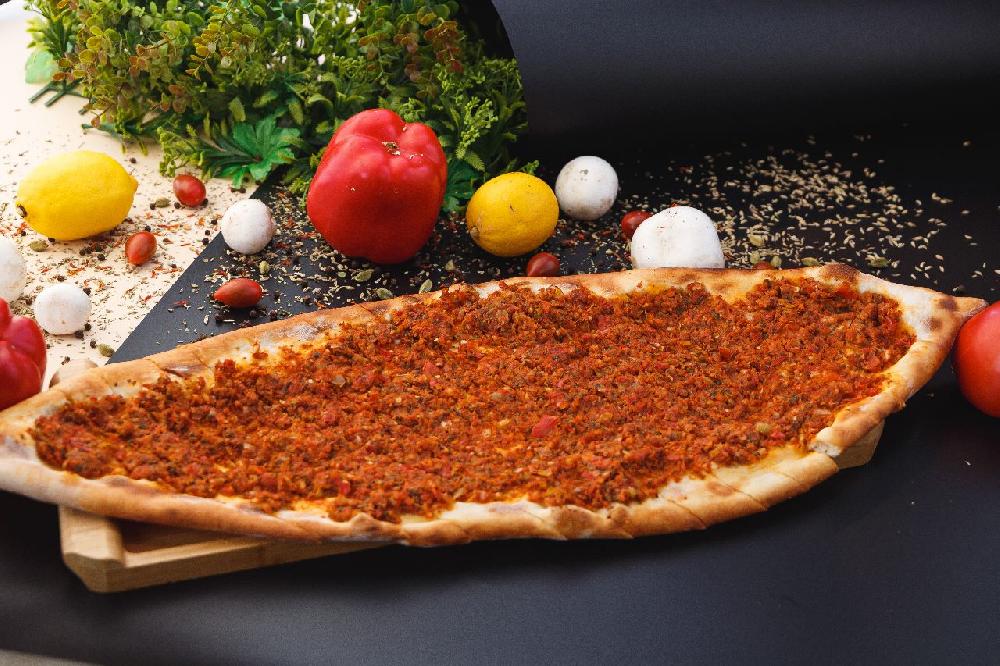 Qıymalı Pide (480qr)
