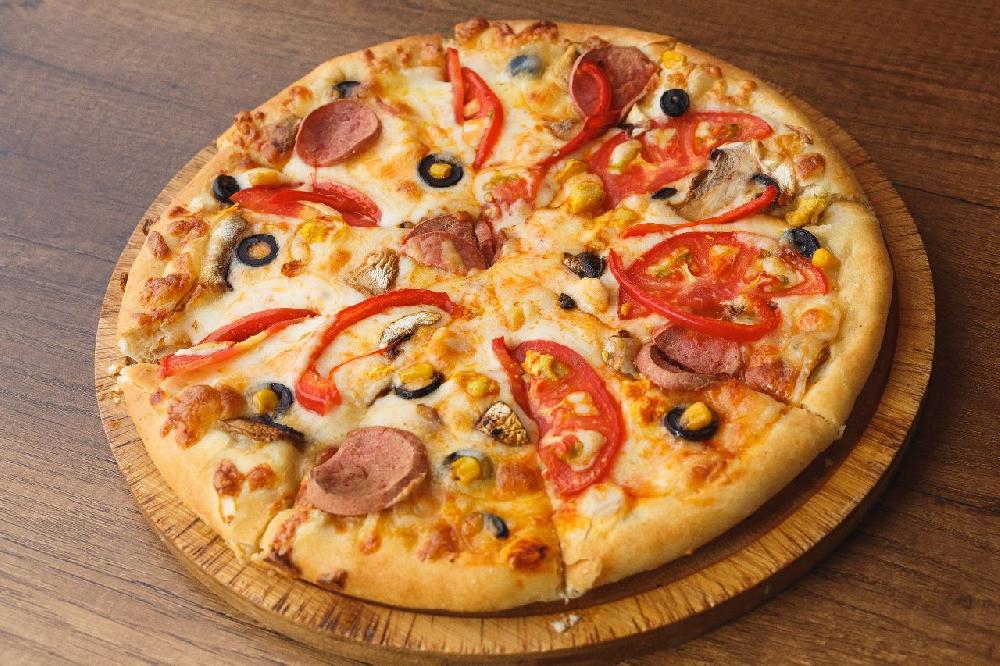 Toyuqlu Pizza (600qr)