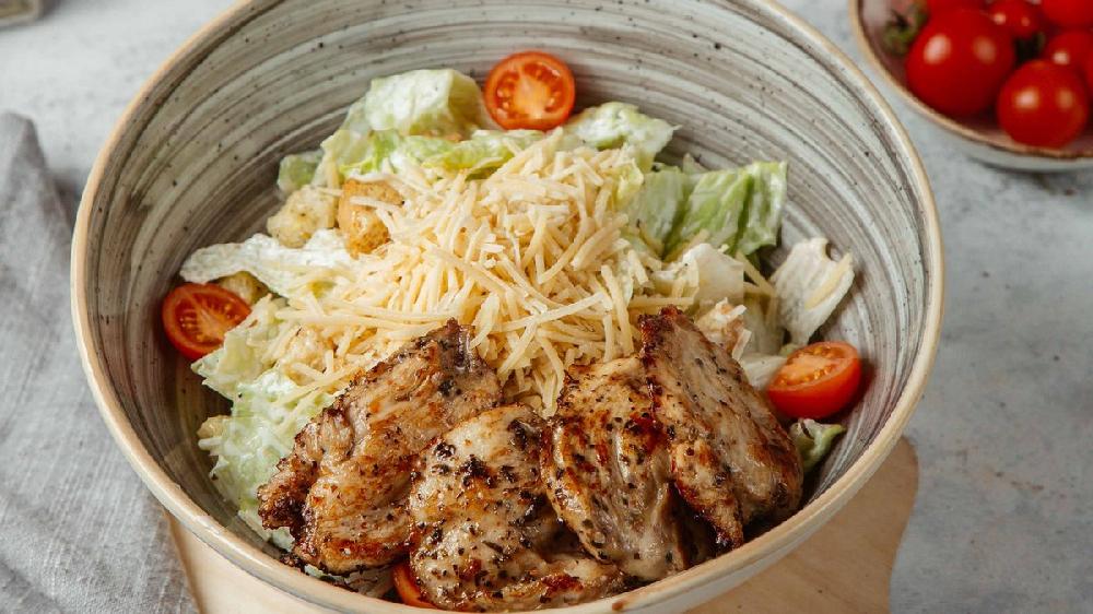 Ceaser with chicken