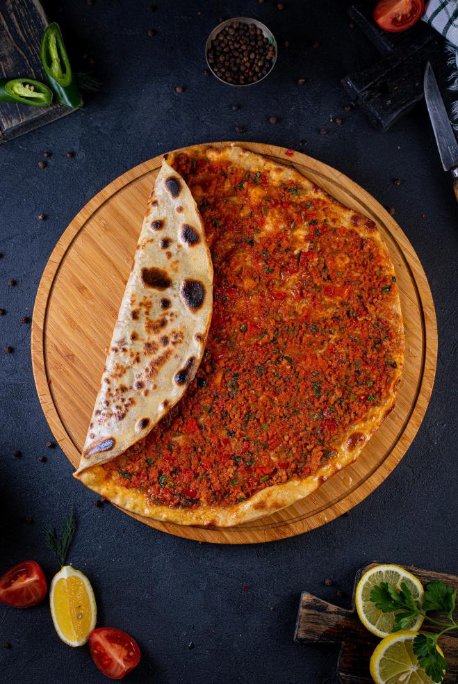 Sadə və Acılı Lahmacun