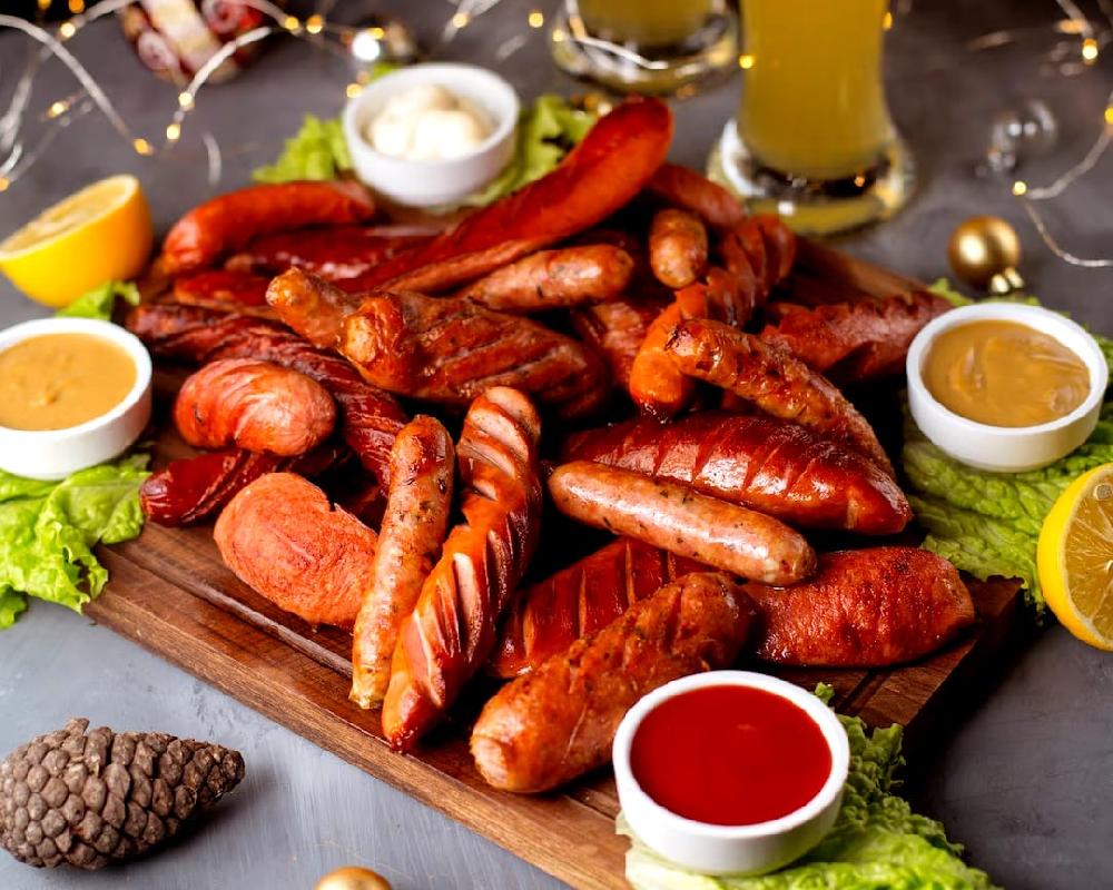 Assorti sosislər 
