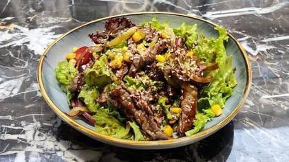 Can əti salatı 