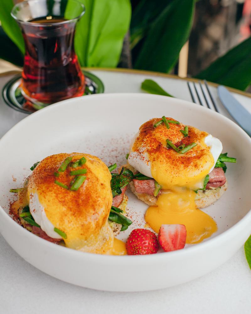 Eggs Benedict