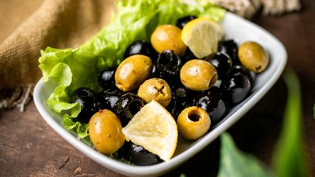 Zeytin (siyah ve yeşil)