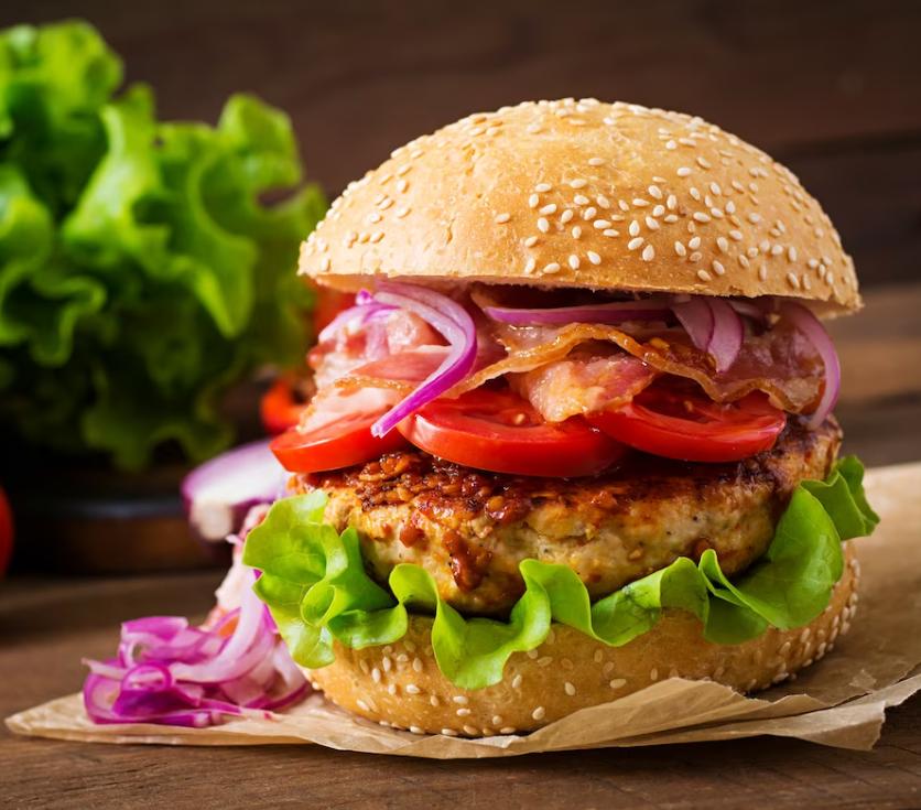 BBQ toyuq burger