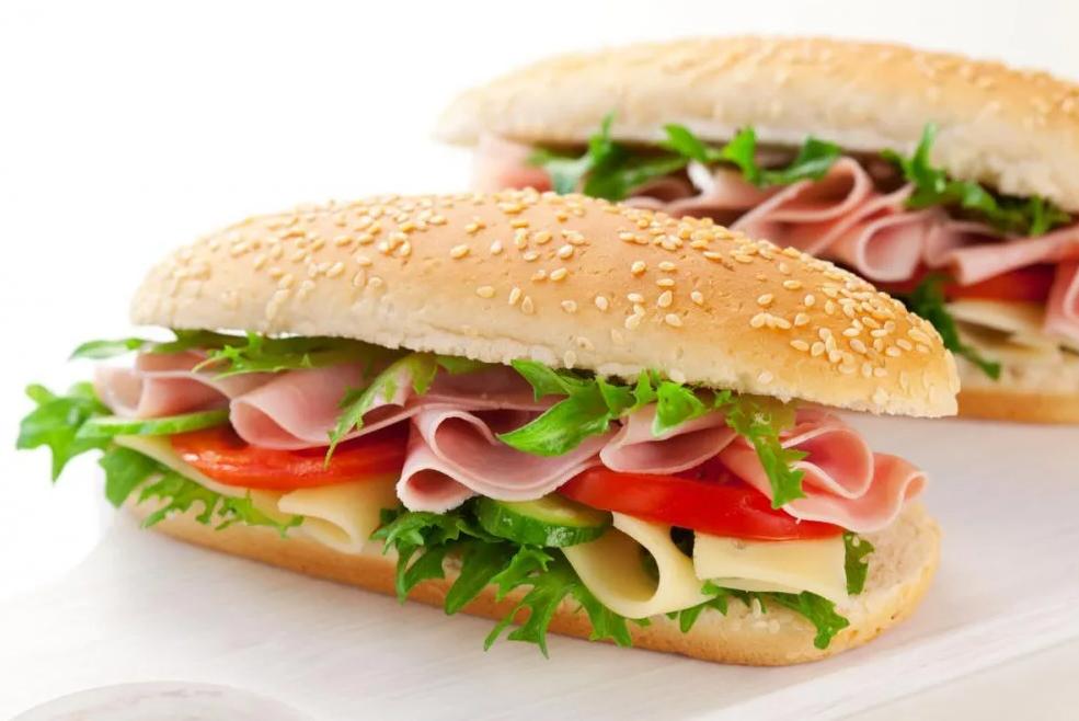 Kolbasa sendviçi