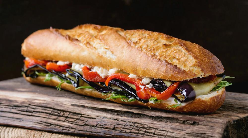 Eggplant prosciutto sendviç