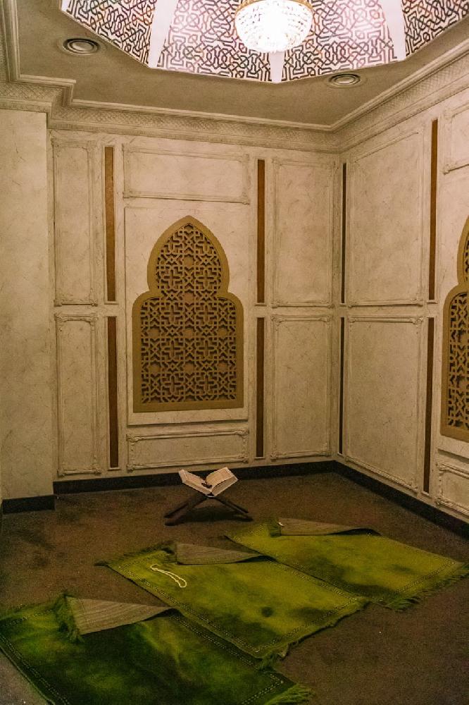 Interior view 6