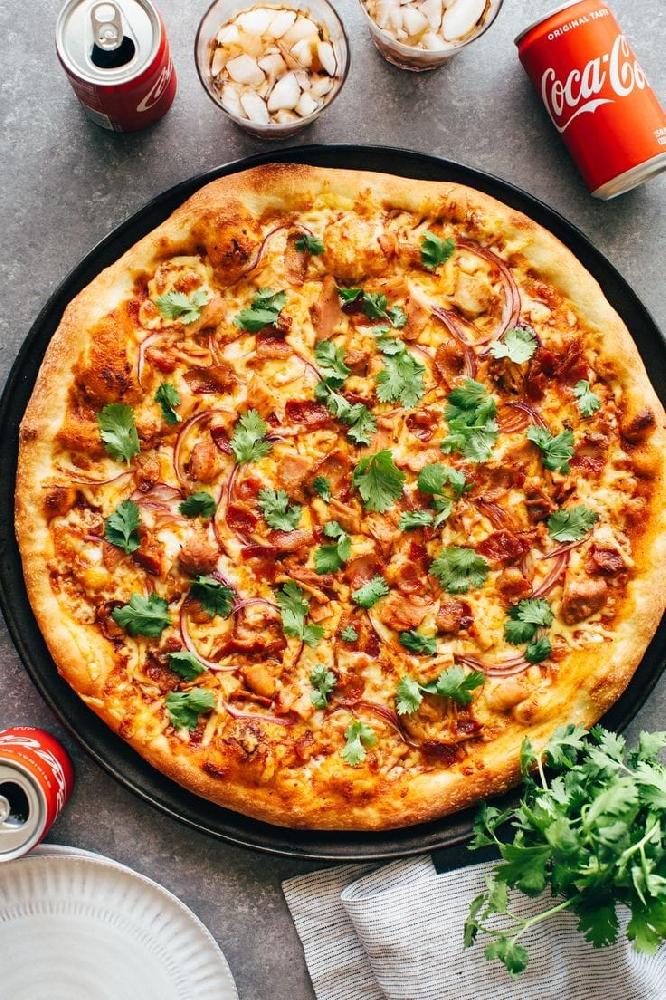 Toyuqlu pizza