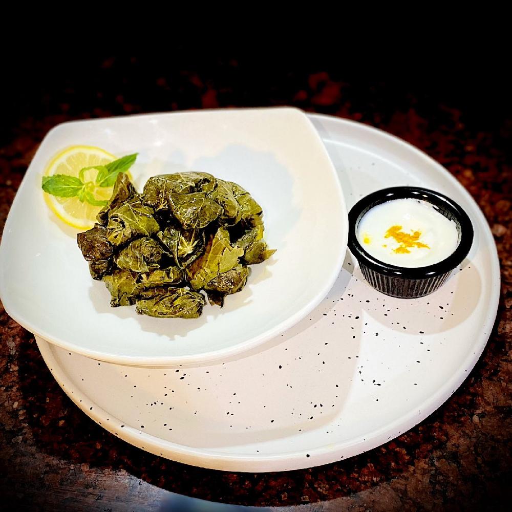 Yarpaq dolması 