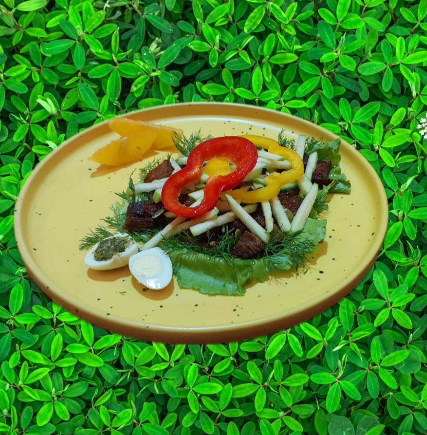 İsti ət salatı