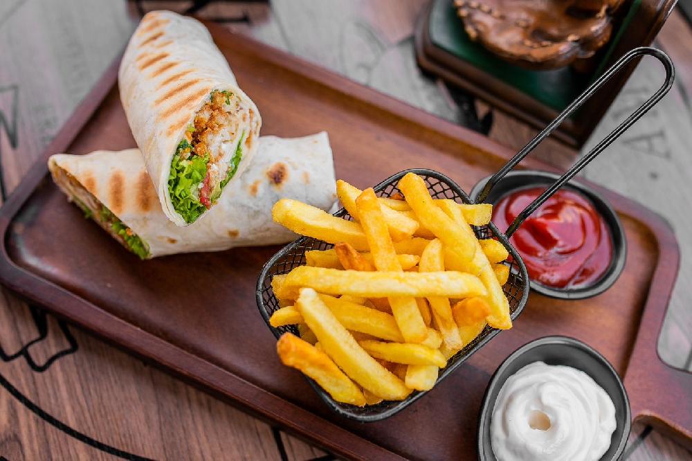 Crispy chicken roll
