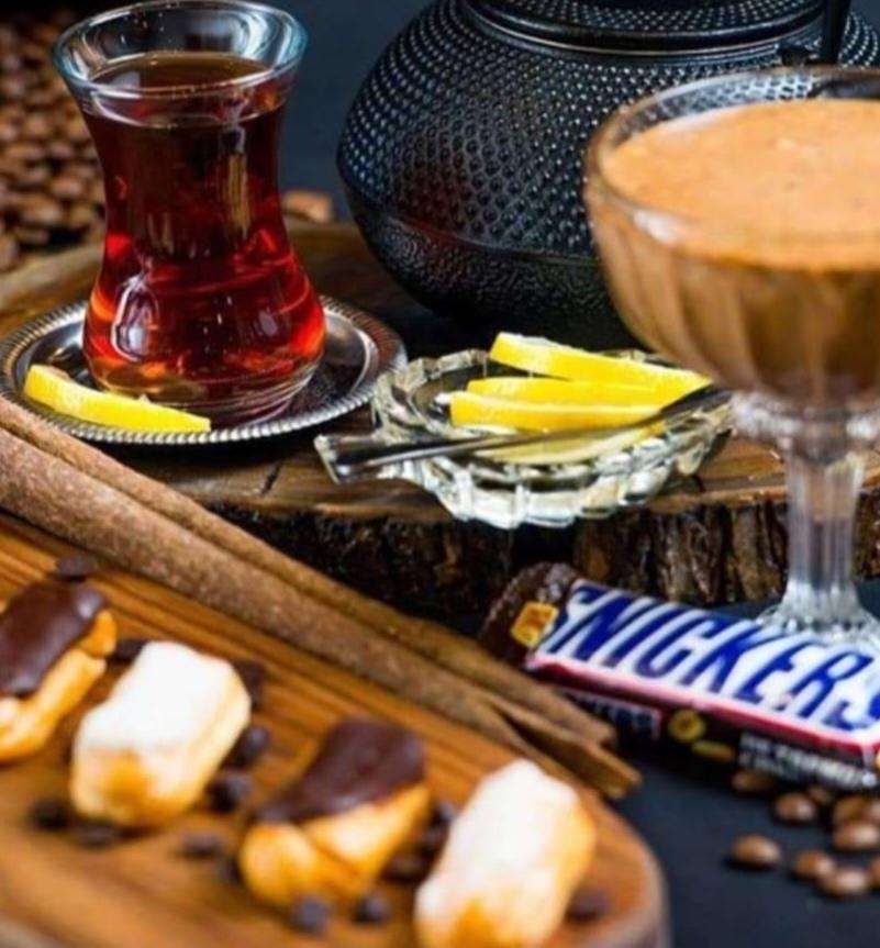 Çay snickers ilə