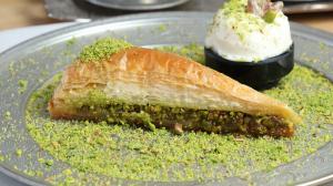 Fıstık Havuç Dilim Baklava