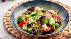 Aralıq Dənizi Salatı