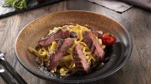 Ətli Tagliatelle