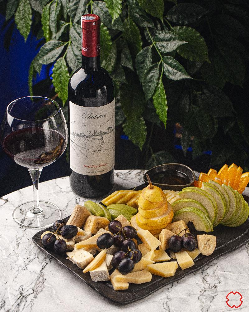 Cheese-Fruit mix Plate 