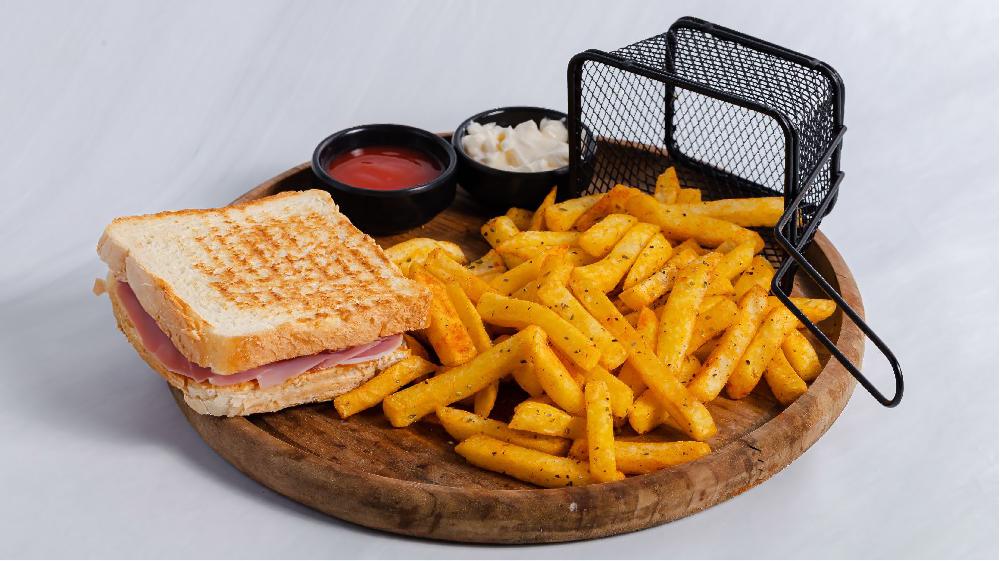 Vetçinalı Tost