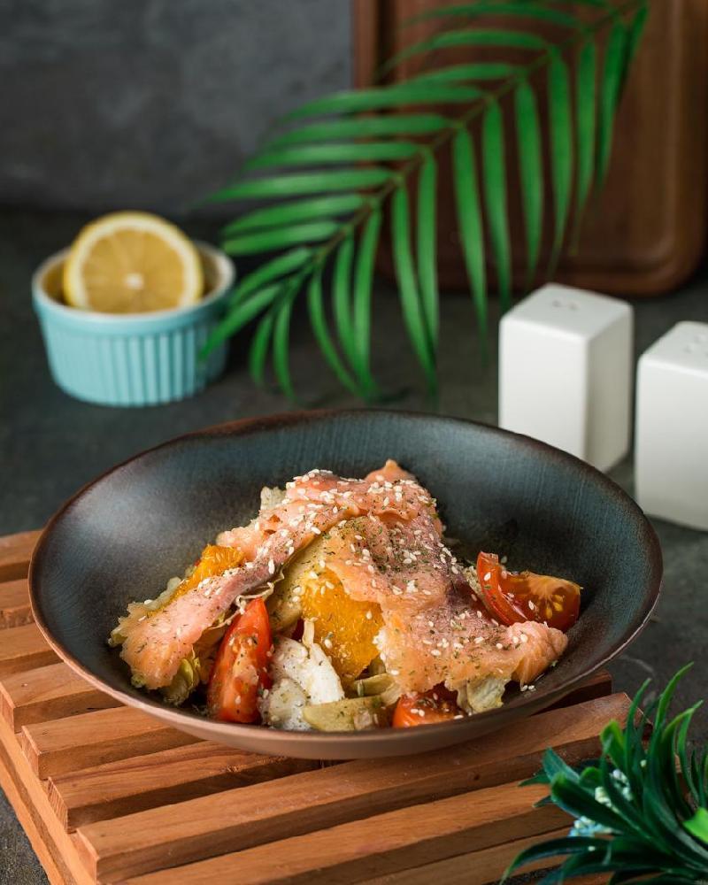Salmon salad