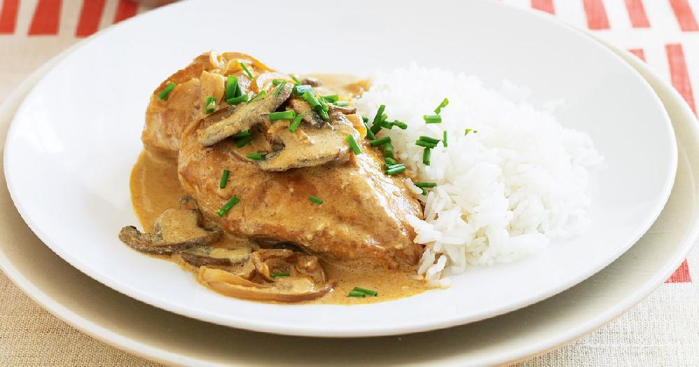 Chicken stroganoff
