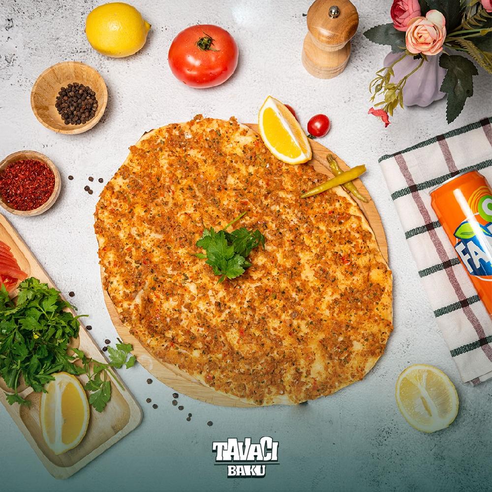 Sadə lahmacun