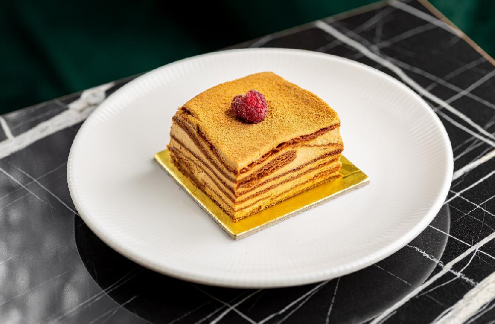 Ballı tort