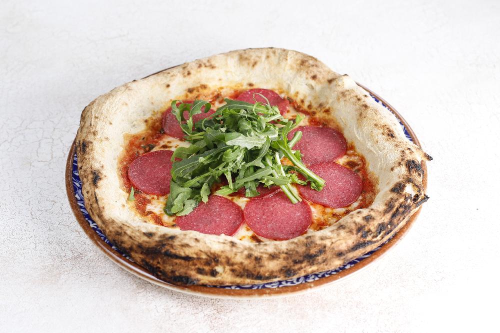 Mal ətindən Salam kolbasalı Pizza