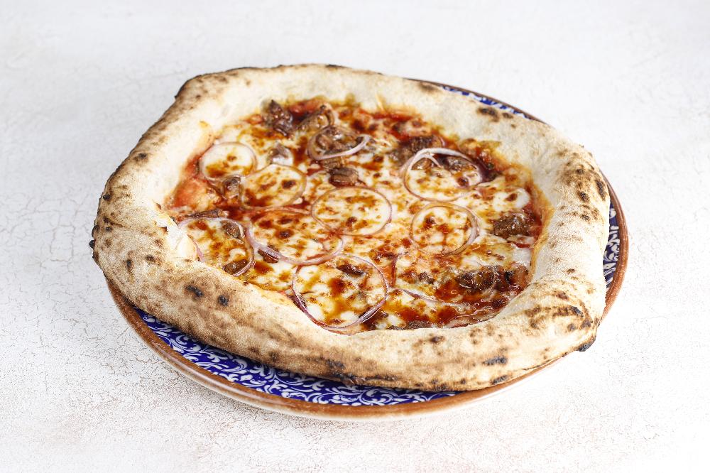 Mal Ətindən Pizza 