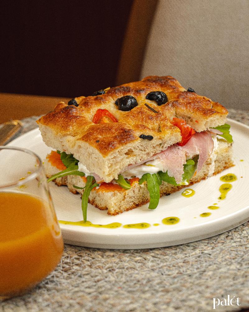 Focaccia sandviç