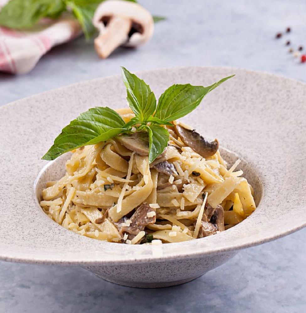 Fettuccine alfredo