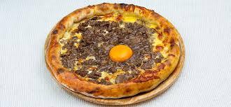 Kavurmalı karadeniz pidesi