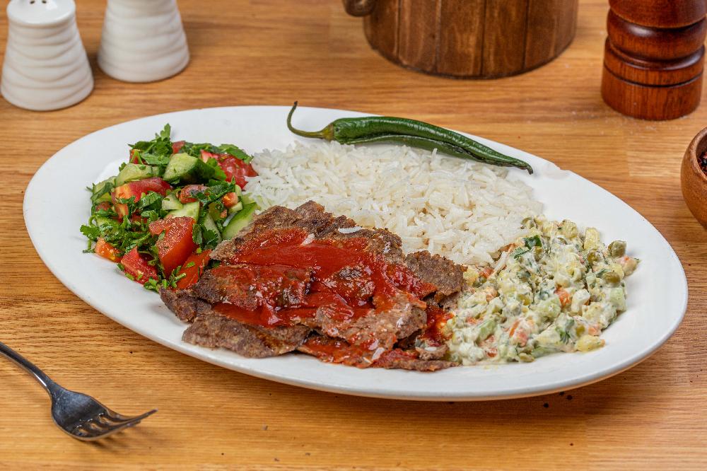 Plov Üstü Et Döner