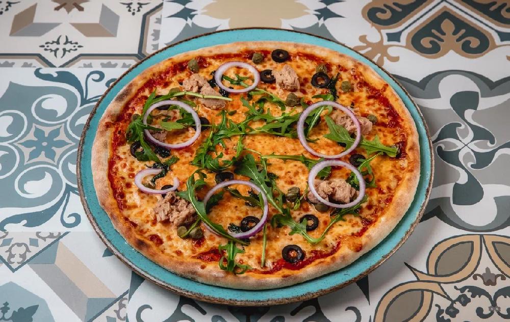 Pizza tonno
