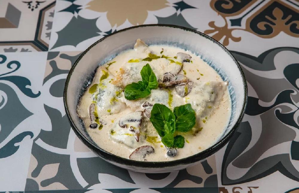 Ravioli ispanaq ilə