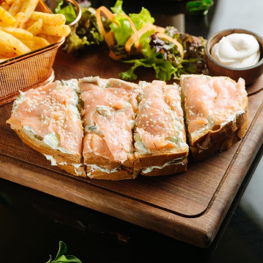 Tartine salmon